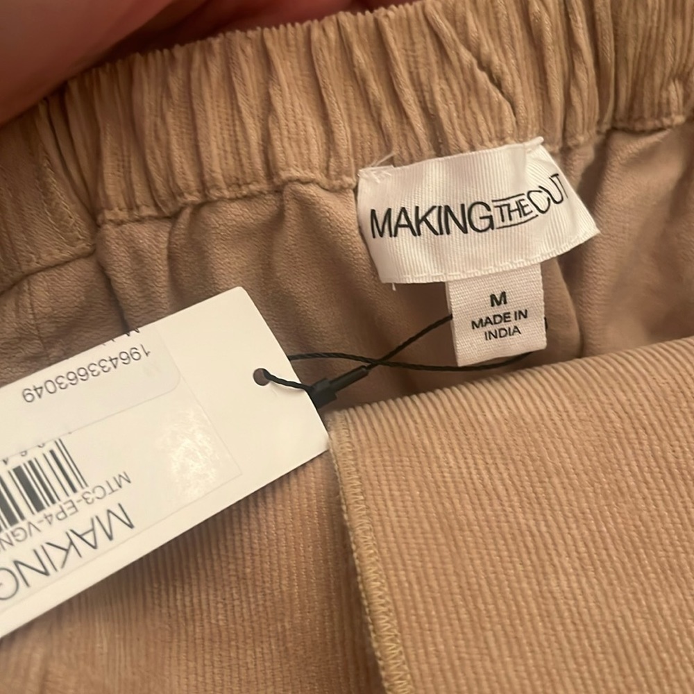 Making the Cut corduroy wide leg Halter Deconstructed Jumpsuit size Medium NWT - Picture 7 of 15